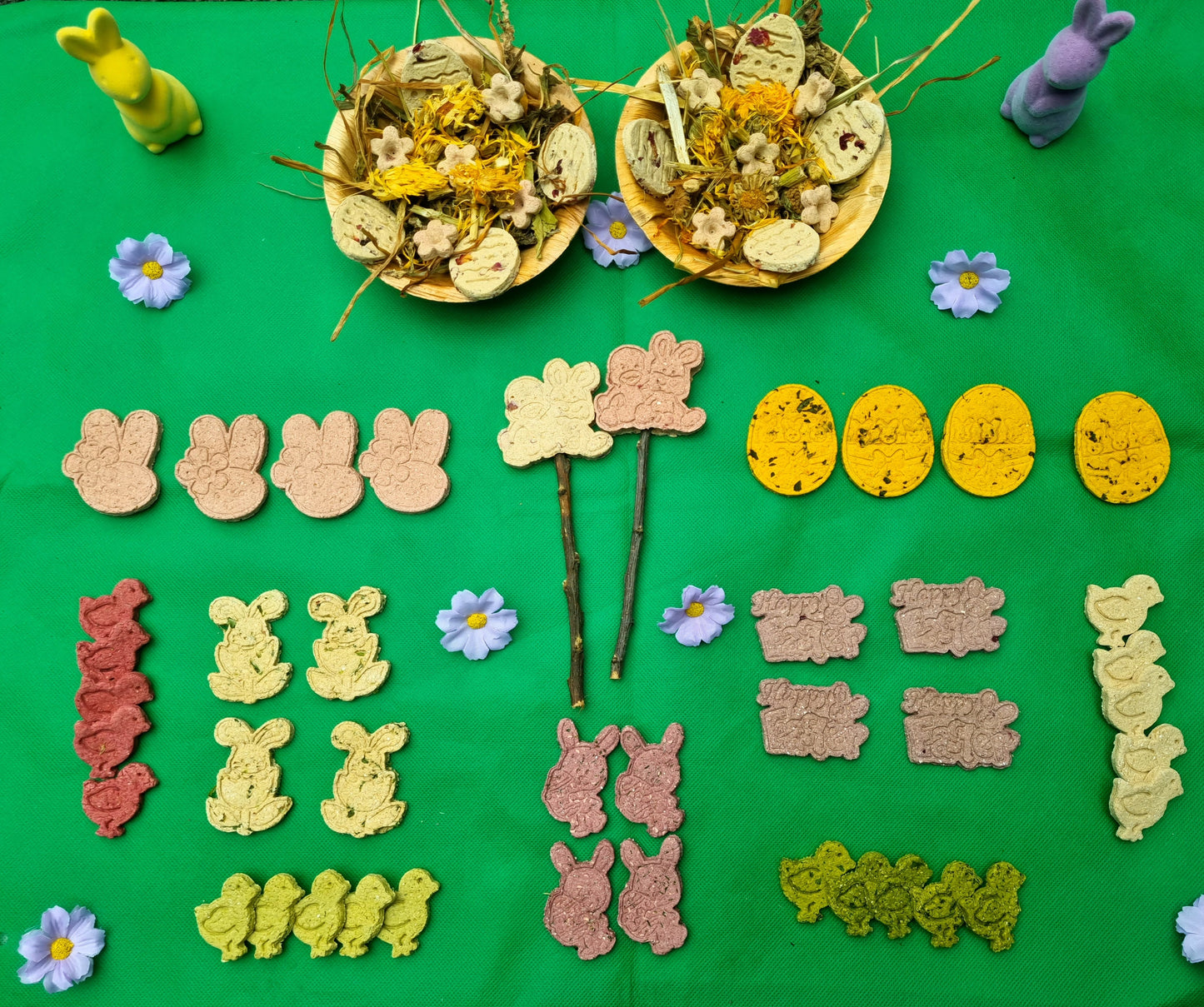 The mEGGa Easter Bundle