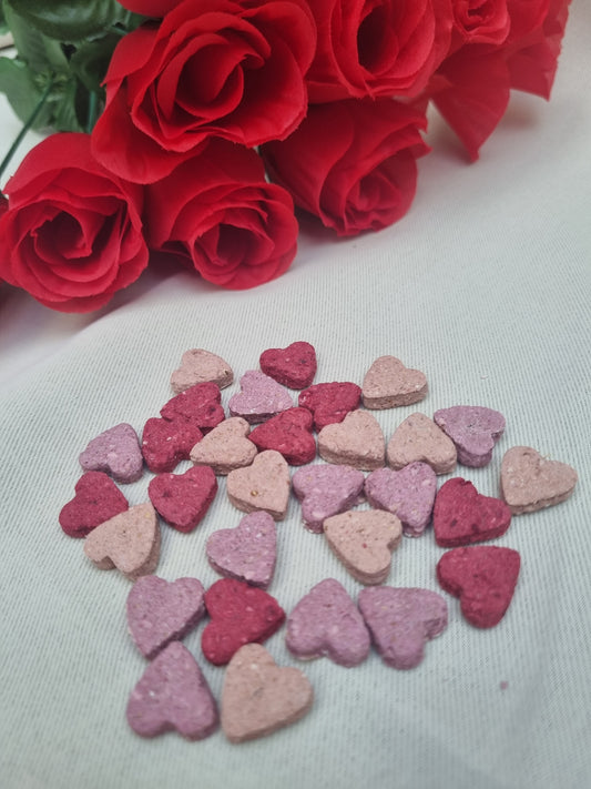 Valentines confetti